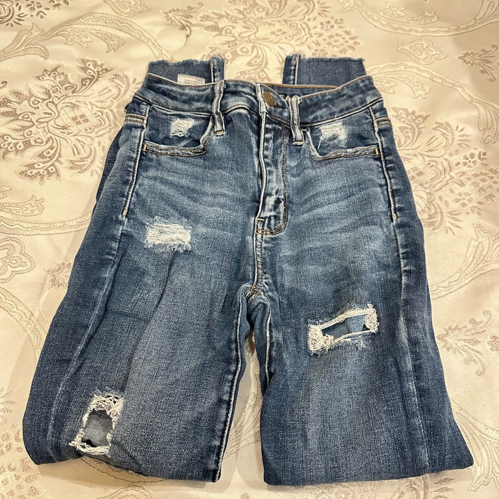 Super high rise jegging American eagle size 0 short 😊